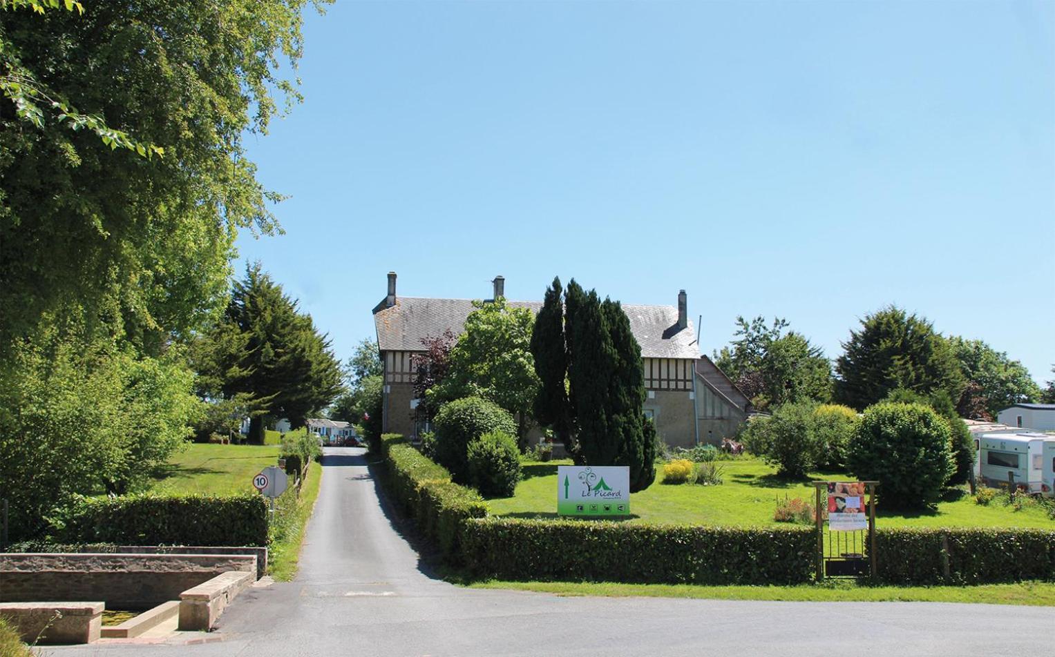 Camping Le Picard Tournieres Esterno foto