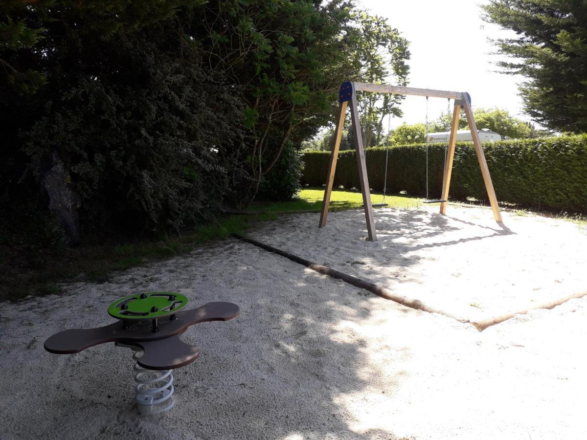 Camping Le Picard Tournieres Esterno foto